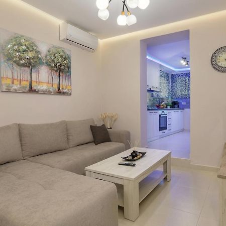 Evia'S Apartment - New Apartment In Town! Закинтос Екстериор снимка