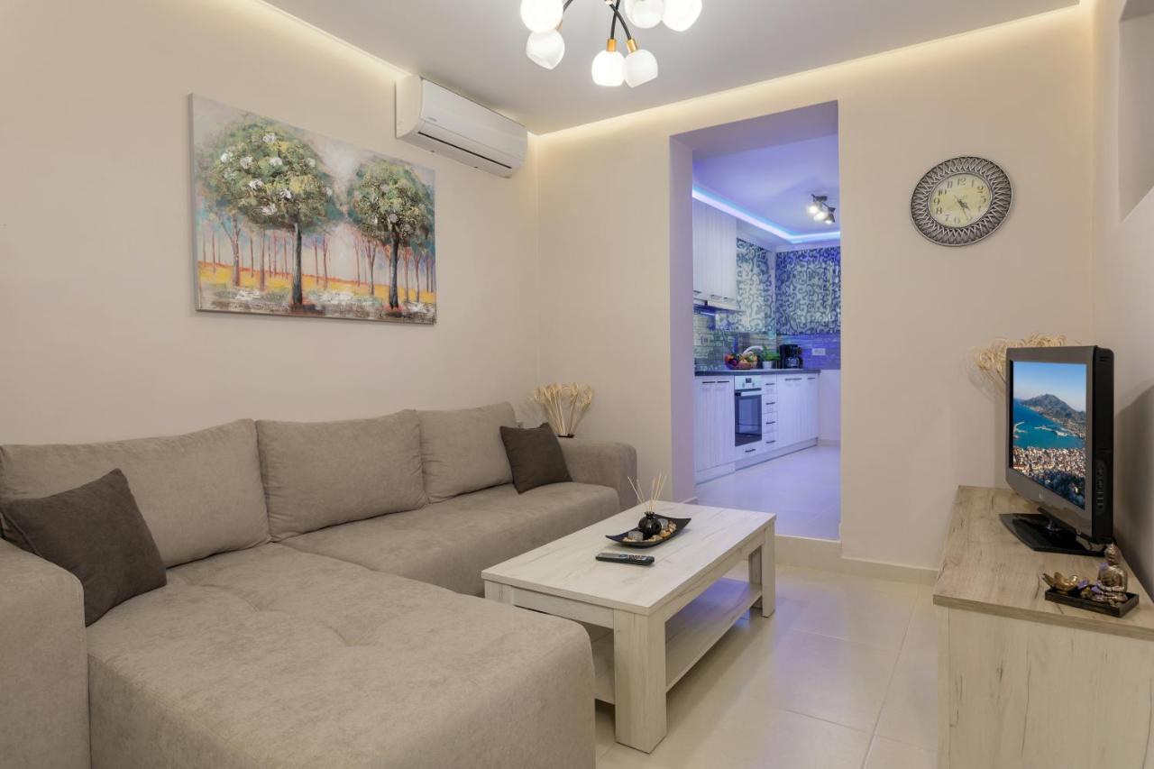 Evia'S Apartment - New Apartment In Town! Закинтос Екстериор снимка